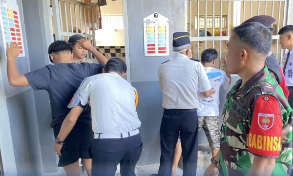 Rutan Jeneponto Sidak Gabungan dan Tes Urine Warga Binaan
